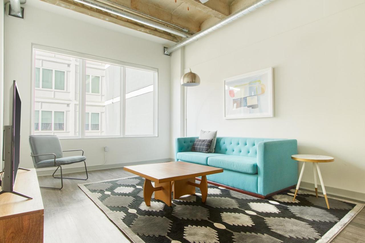 Апарт отель Sonder At 549 Peachtree Атланта Экстерьер фото