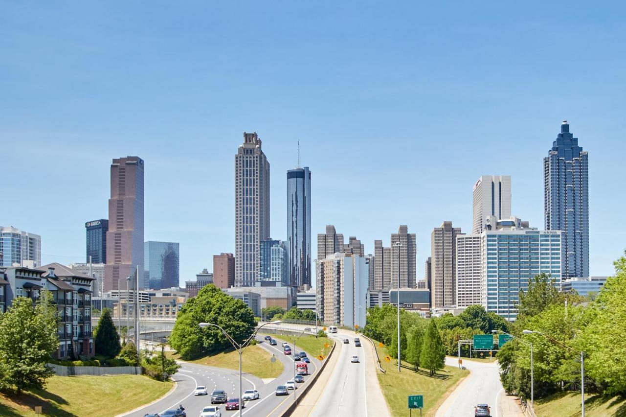 Апарт отель Sonder At 549 Peachtree Атланта Экстерьер фото