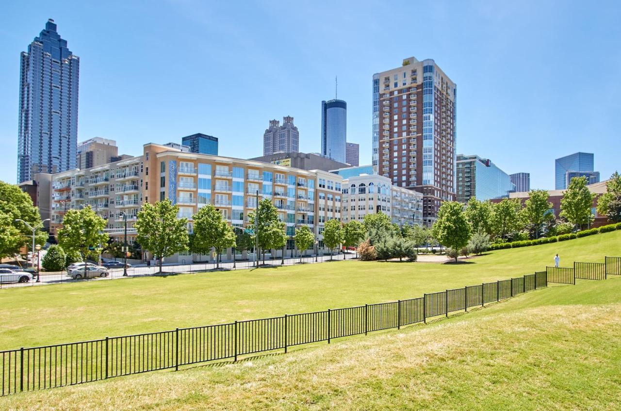 Апарт отель Sonder At 549 Peachtree Атланта Экстерьер фото