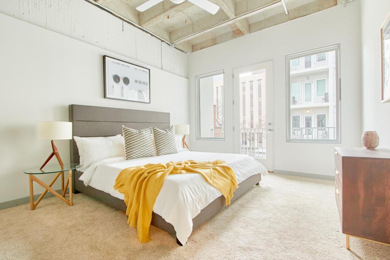 Апарт отель Sonder At 549 Peachtree Атланта Экстерьер фото